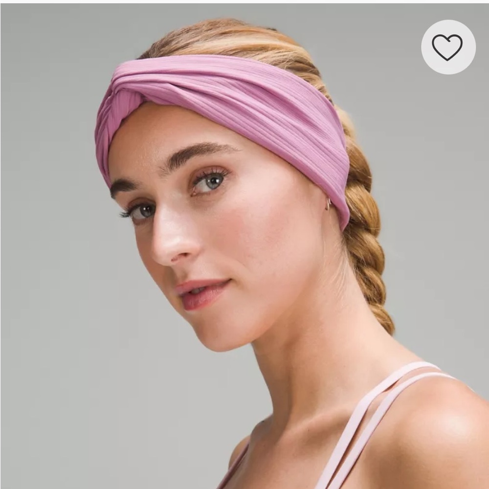 NWT-Lululemon Women’s Ribbed Nulu Twist Front Headband